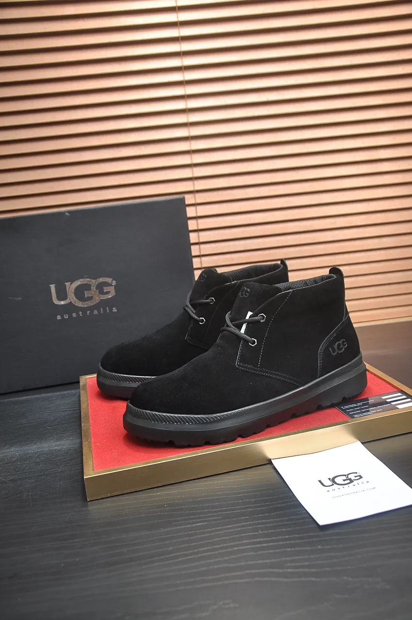 Men's shoes 💰500💶【UGG】(full genuine wool lining) Please pay attention to the quality of the original order and compare the thickness of the wool 🏮🏮Hot style Martin boots from Australia's warm luxury brand men's shoes, official website synchronization, Beckham men's style..., made of imported top-layer waxed cowhide, waxed toe, Australian real wool velvet lining Carefully sewn...Imported rubber Martin boots outsole (comfortable, soft and wear-resistant). I really like the quality...Exquisite workmanship, you can't put it down once you see it. Code number 39-44